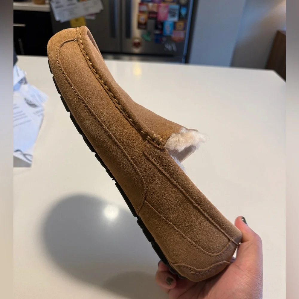 UGG - Men’s Ascot Slipper in Chestnut - US 12 - Picture 14 of 15